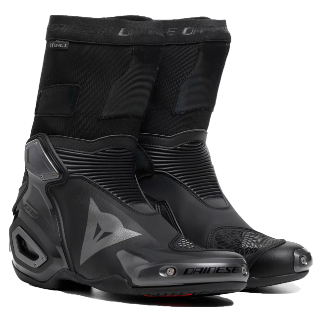 Dainese Axial 2 Botas de motocicletas de carreras y calles | Hombres | Negro | 20179000526310