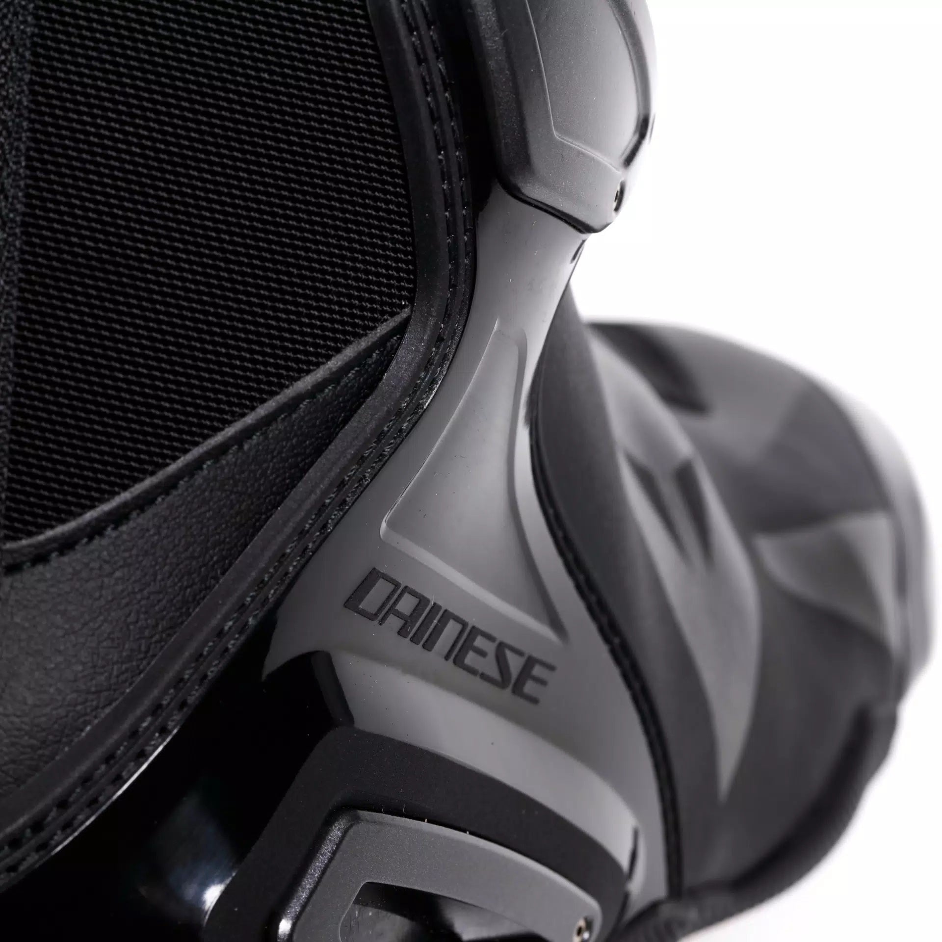 Dainese Axial 2 Botas de motocicletas de carreras y calles | Hombres | Negro | 20179000526310