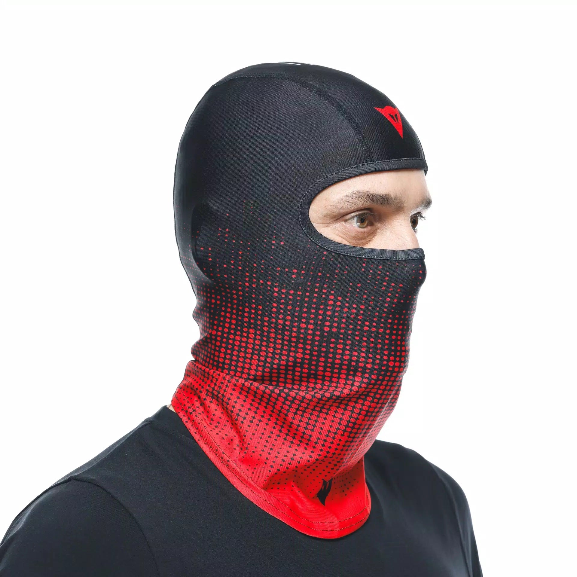 Dainese Storm Hood Negro/Rojo con logotipo Dainese | 201910000681L001