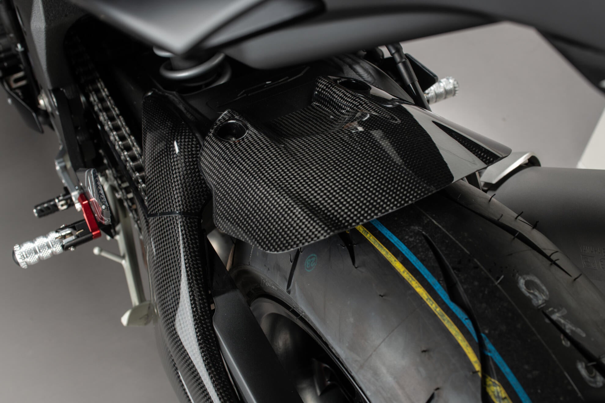 Hinterer Kotflügel Carbon LighTech Yamaha YZF-R1/M RN32, RN49 & RN65 (15-25) CARY5020
