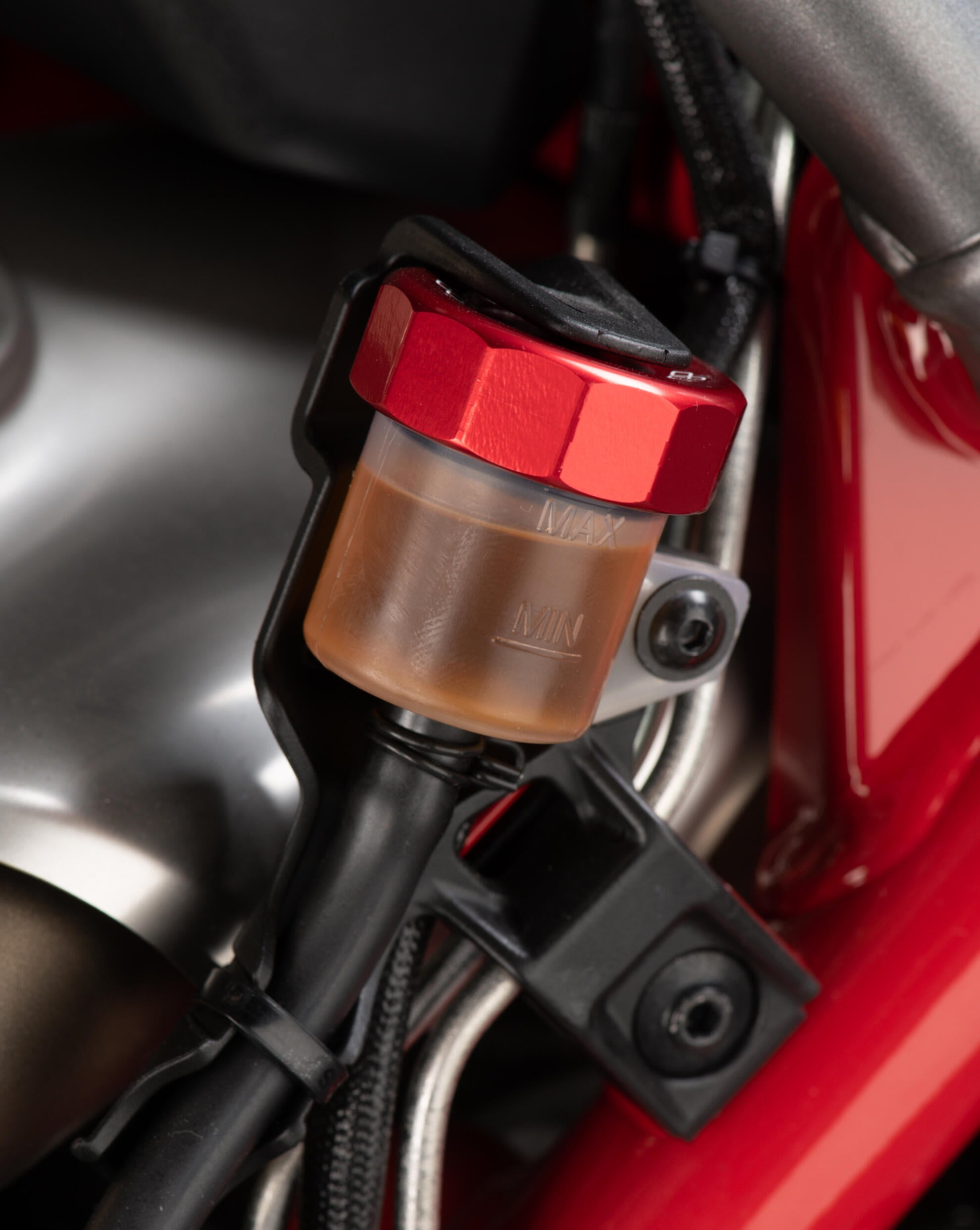 Tapa de contenedores de compensación en la tecnología de luz trasera Ducati Panigale 1199/S/R (12-17) FFC03