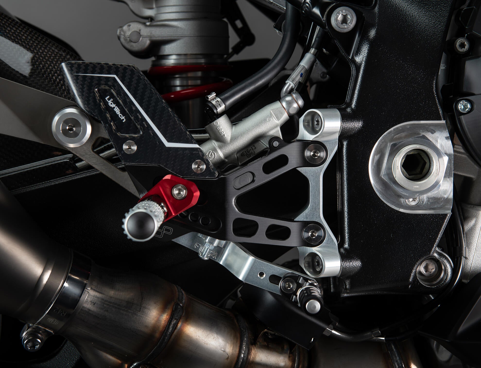 Footrest system R Lightech BMW M1000RR K66 (21-25) FTRBM007R