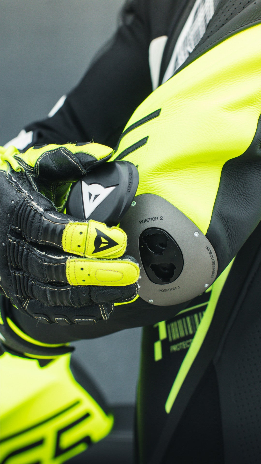 Traje de carreras de cuero de una pieza Dainese Audax D-ZIP | Hombres | Negro/Neon amarillo