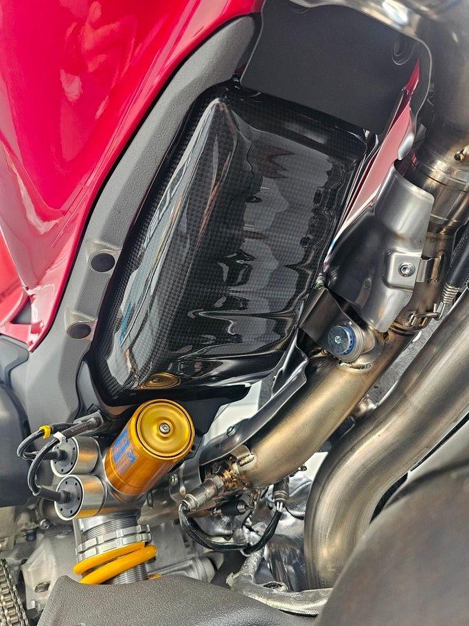 Tank cover below Carbon Fullsix Ducati Panigale V4/S (2025)
