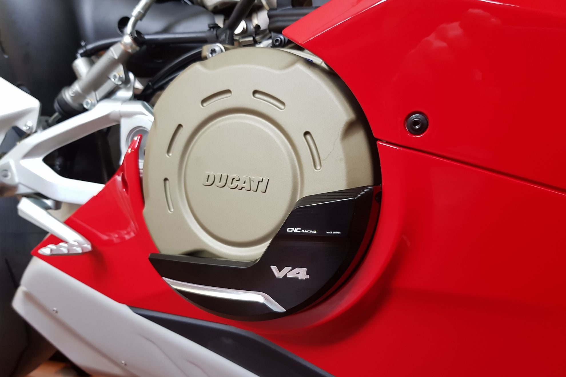 Aluminium Kupplung Protektor Schutzabdeckung CNC Racing Ducati Panigale V4/S (2025) PR310