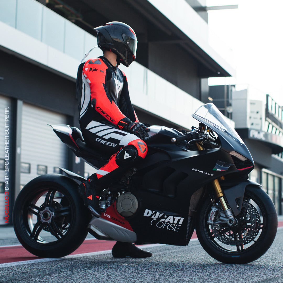 Dainese Mugello 3 D-AIR® one-piece leather combination-perforated airbag racing suit | Men | Black/red