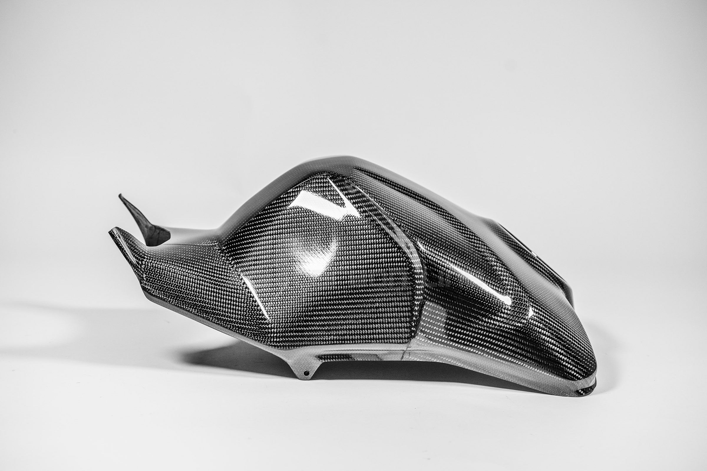 Tank cover SBK 200g AP Carbon Line Ducati Panigale V4/S/R (22-24)