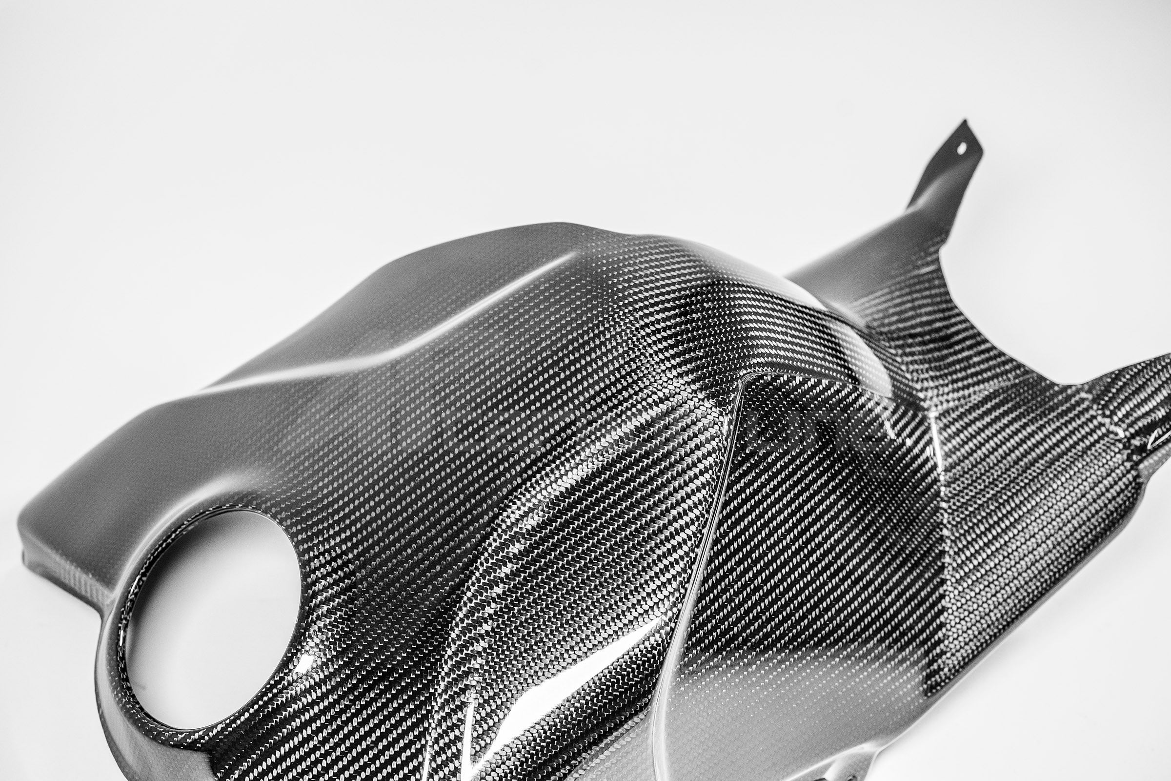 Tank cover SBK 200g AP Carbon Line Ducati Panigale V4/S/R (22-24)