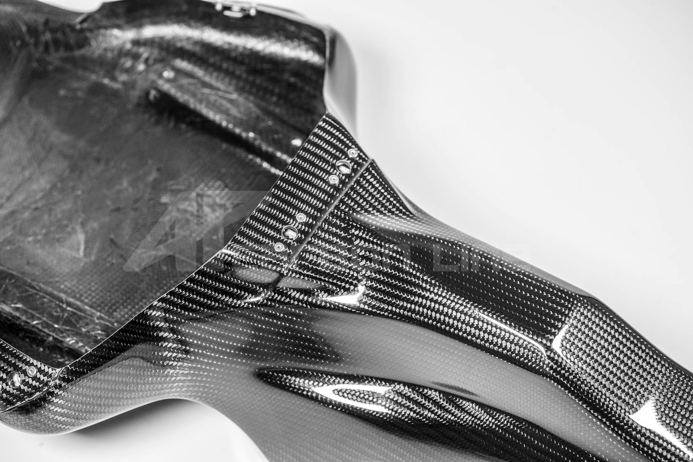 Heckverkleidung 200g AP Carbon Line Yamaha YZF-R1/M RN65 (20-25)