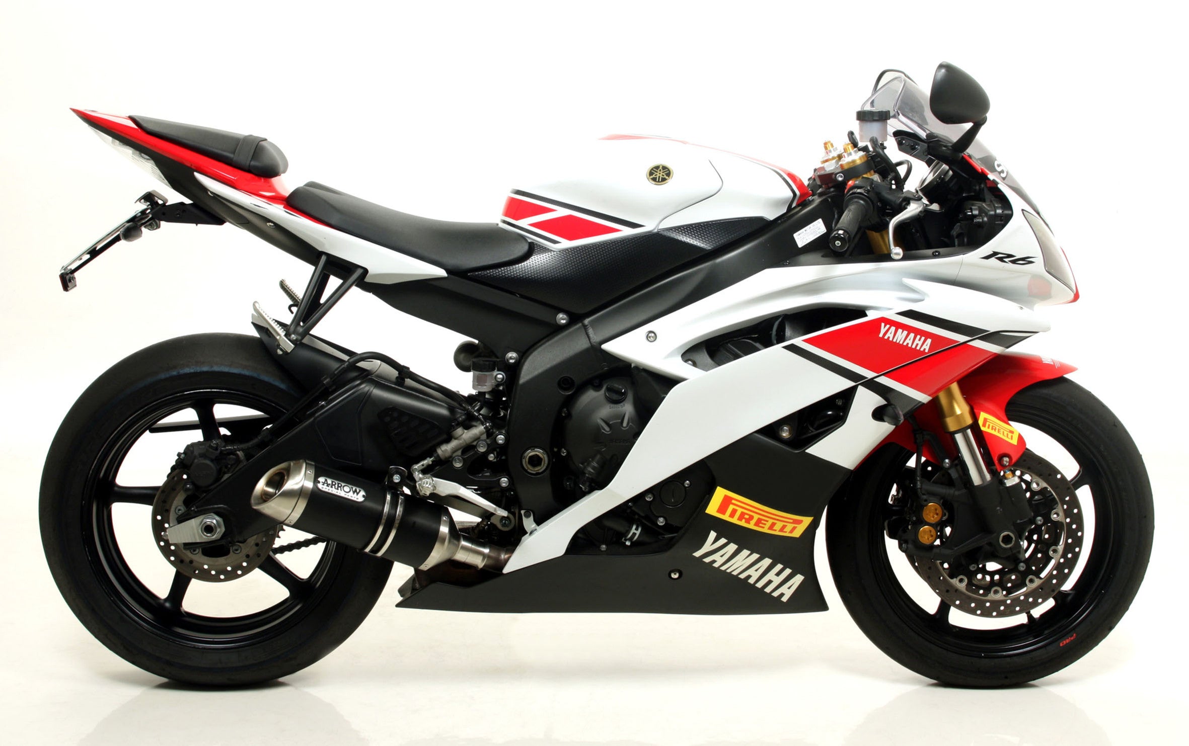 4776_Yamaha_YZF600R6_12_Slip-on_AON_1.jpg