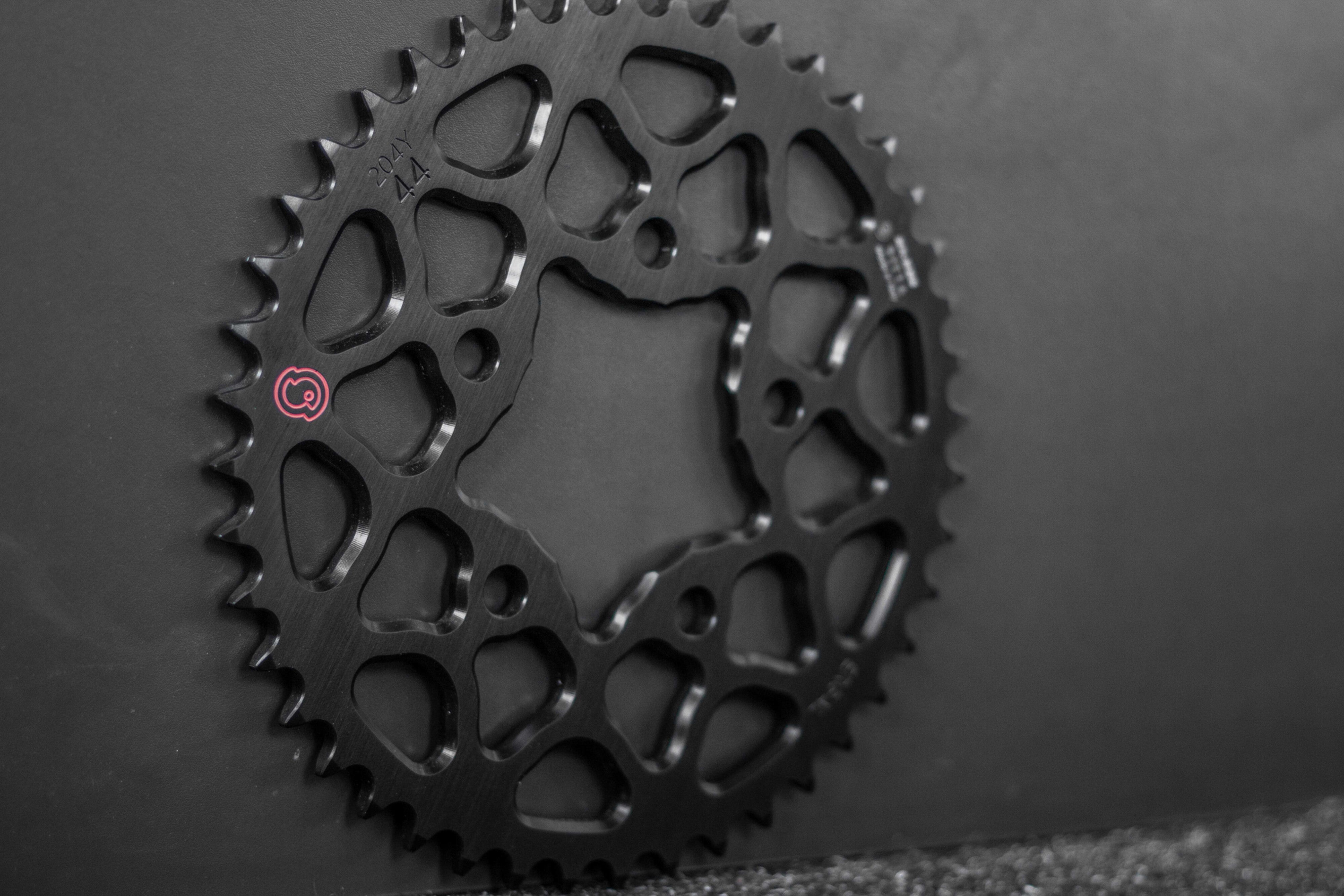 Sitta GP Rueda de cadena de aluminio BMW HP Rueda de forja HP4 y HP4 Race (204Y-HR20GP) – 37-47 dientes, división 520