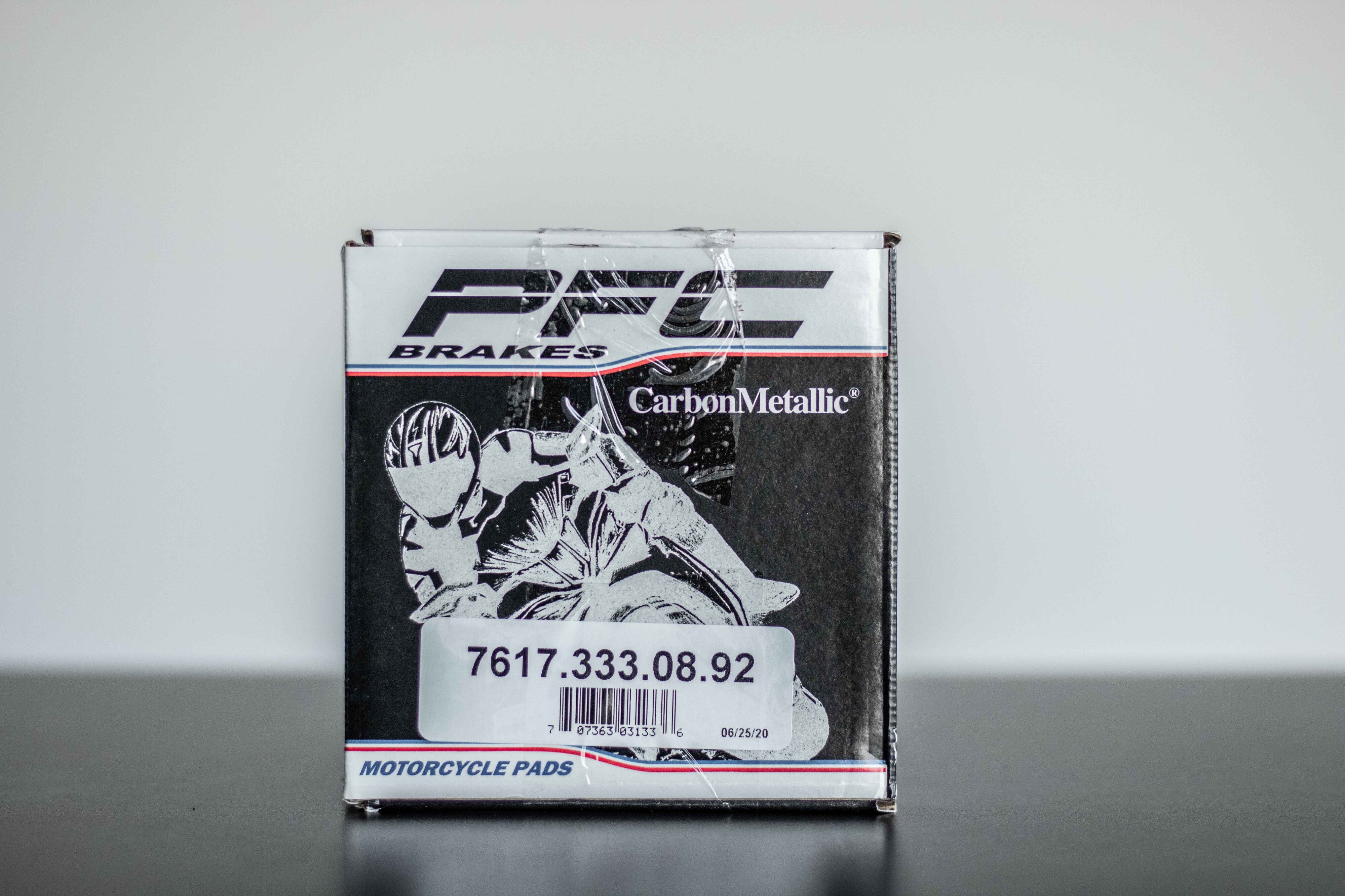 FRICCIÓN DE RENDIMIENTO 7617 PORTAS DE FRENO DE RACA 333 Suzuki GSX-R 1000 (17-23)