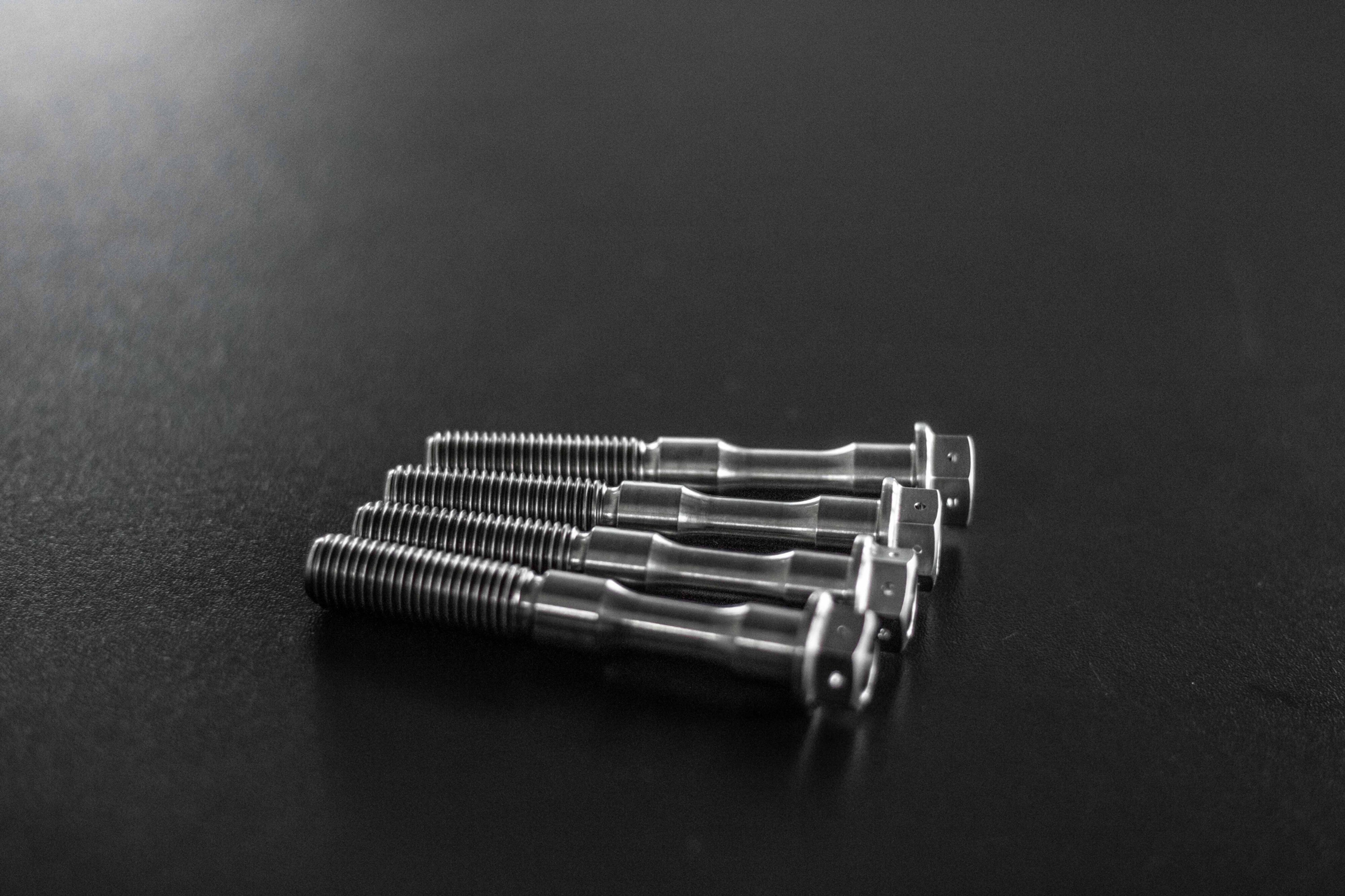 Kit de tornillos Titan Calibrador de freno TGP Aprilia Rs 660 (20-25) TGP