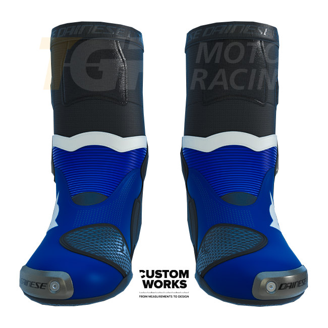 Dainese Axial 2 Air stivali da corsa e strada per motociclette Prima Pramac Yamaha MotoGP Replica | Uomo | Viola / Yamaha Blu / Bianco | Custom Works 