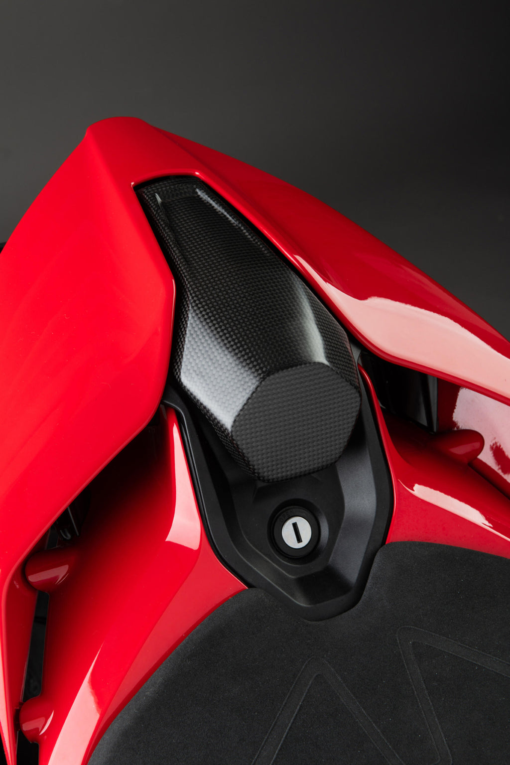 Soziusabdeckung Carbon LighTech Ducati Panigale V4/S (2025) CARD2492M