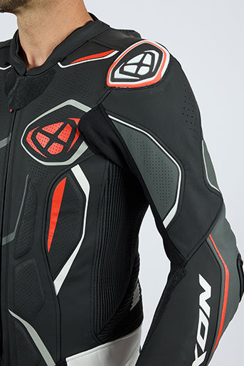 IXON Demonio overall Leren pak – Geperforeerde raceoverall | Heren | Rood/Zwart/Wit 