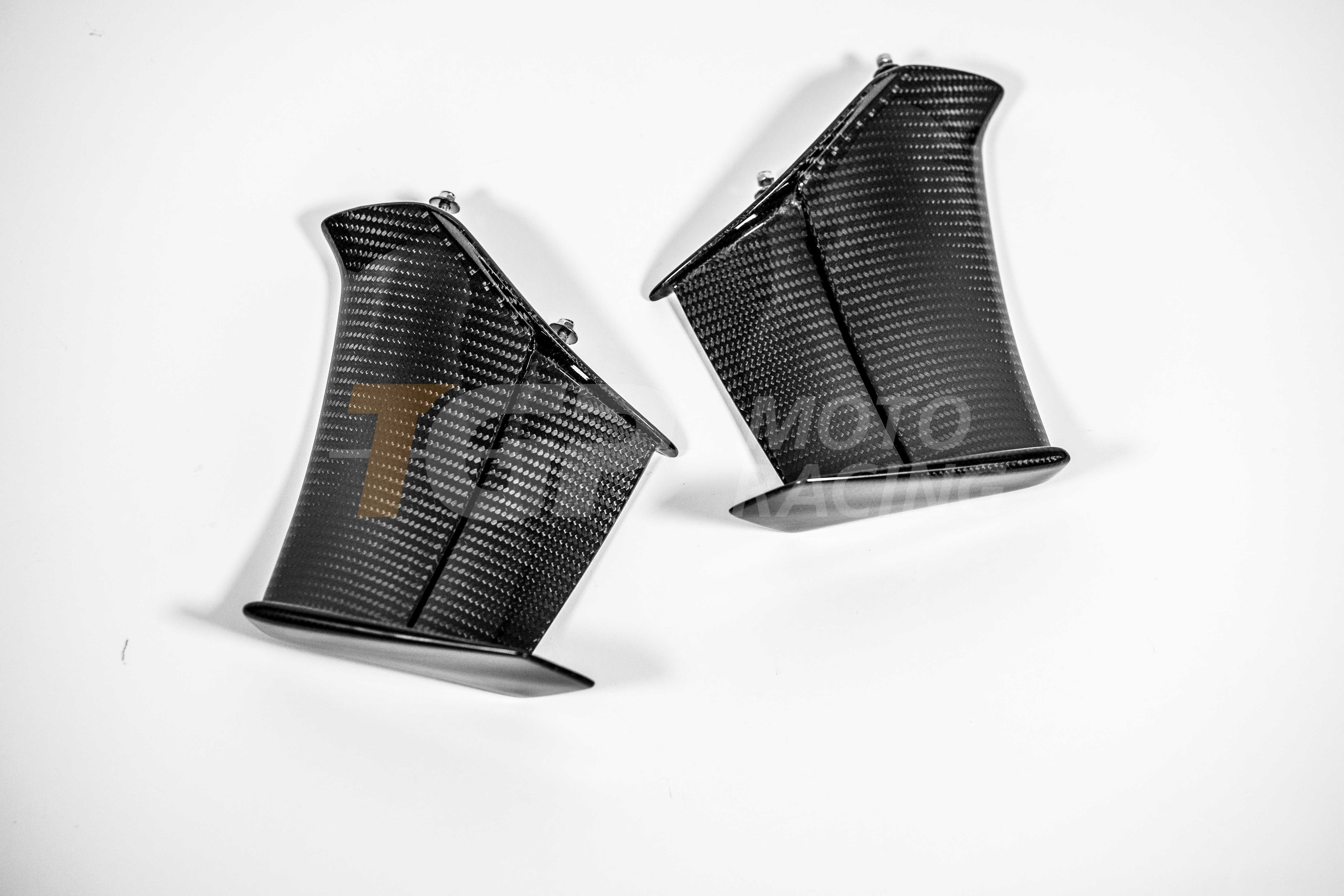 Ailerons 200 g Carbone AP Carbon Line Ducati Panigale V4 R (2026) 