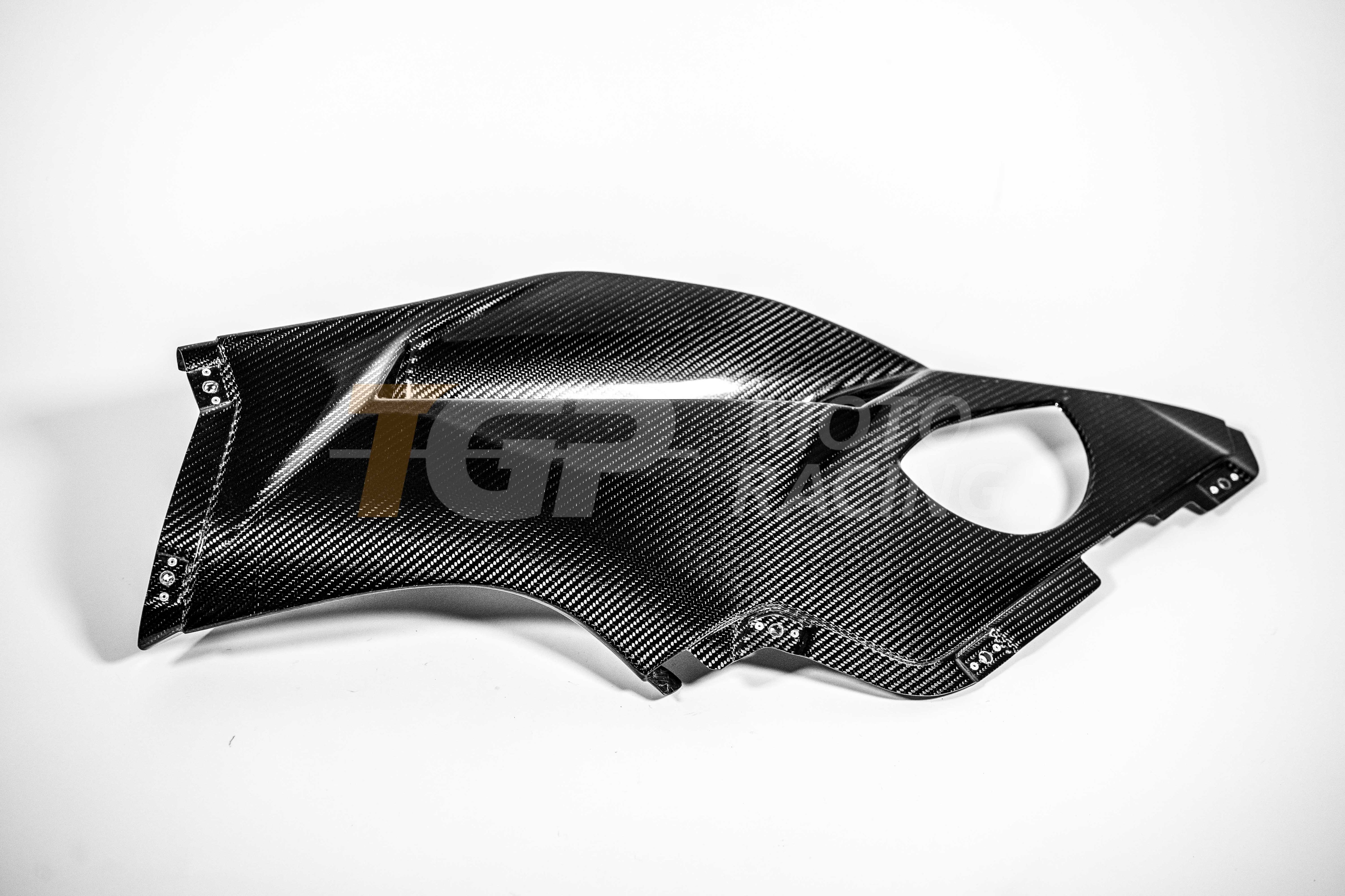Left side panel 200g carbon AP Carbon Line for Ducati Panigale V4 R (2026) 