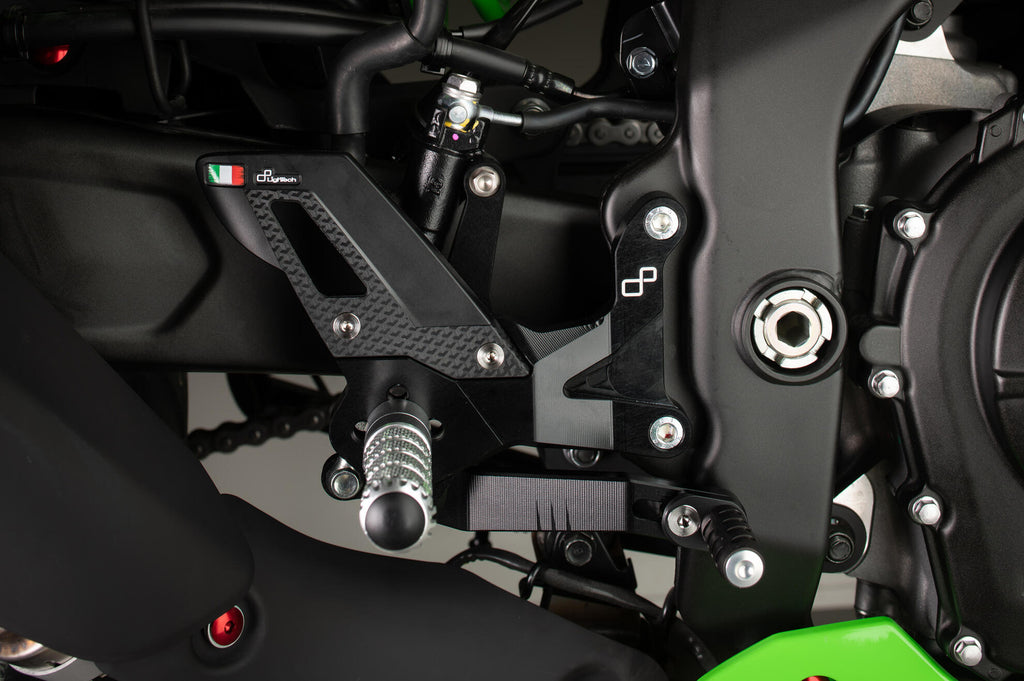 Footresting system Track-Feus Lightech Kawasaki ZX-4 RR (23-25) FTRKA014