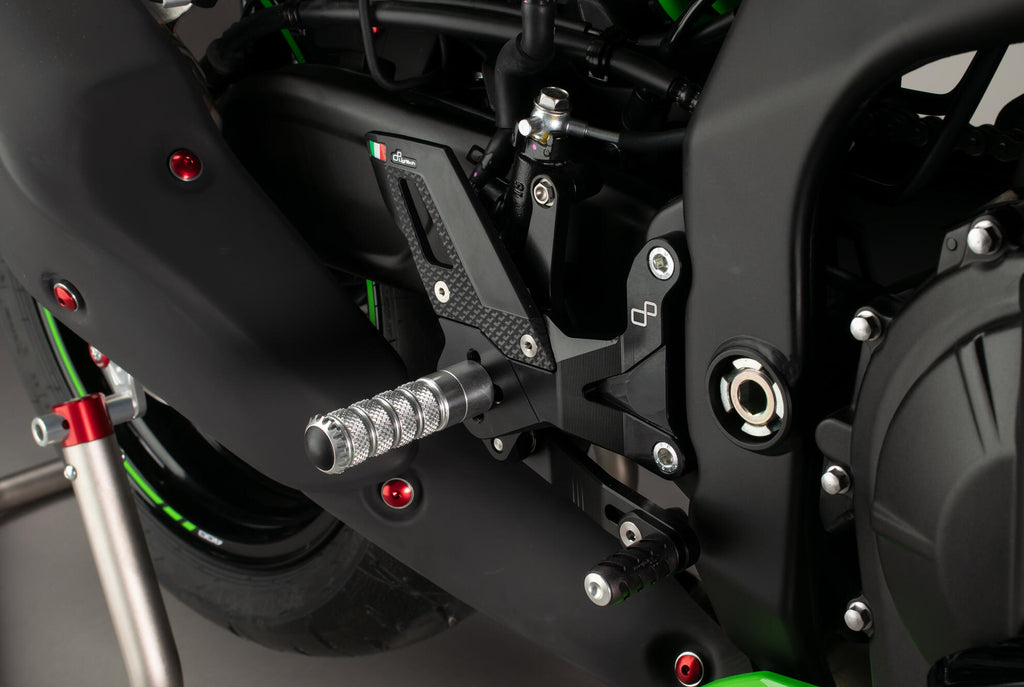 Footresting system Track-Feus Lightech Kawasaki ZX-4 RR (23-25) FTRKA014