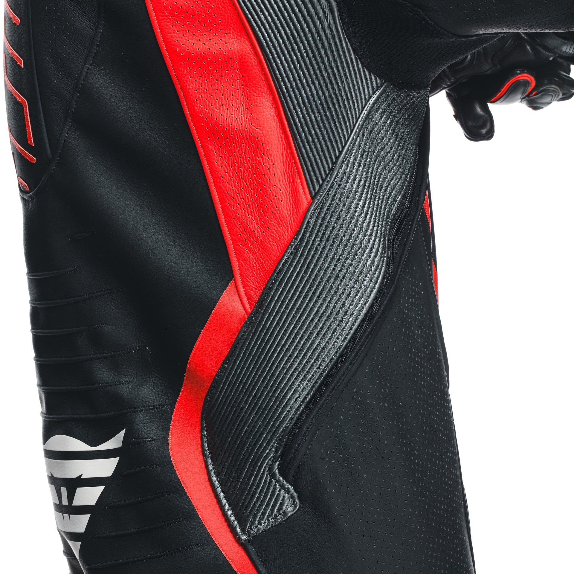 Dainese Audax D-ZIP traje de cuero de una pieza – Mono de carrera perforado | Hombres | Negro/Rojo 