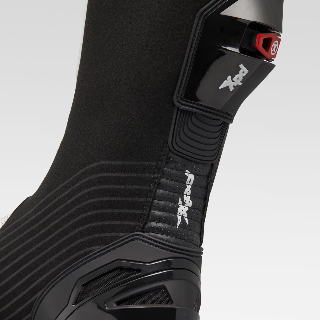 XPD XP9-R AIR bota de moto de carreras y calle perforada | Hombre | Blanco/Negro 