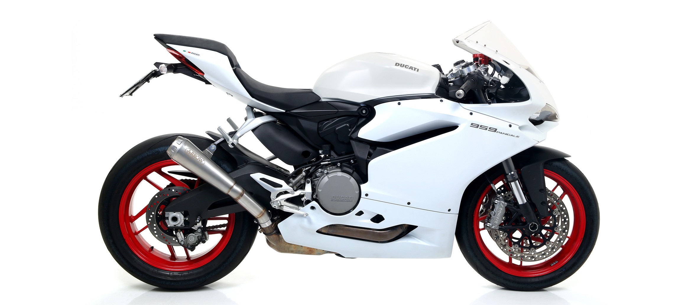 209d70bc-03c8-4cb4-835d-f8a4cbf314f2_Ducati_Panigale959_16-18_Slip-on_Pro-Race_PRI_1.jpg