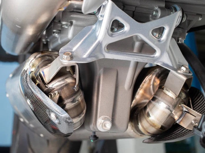 V2Panigalemufflermount.jpg