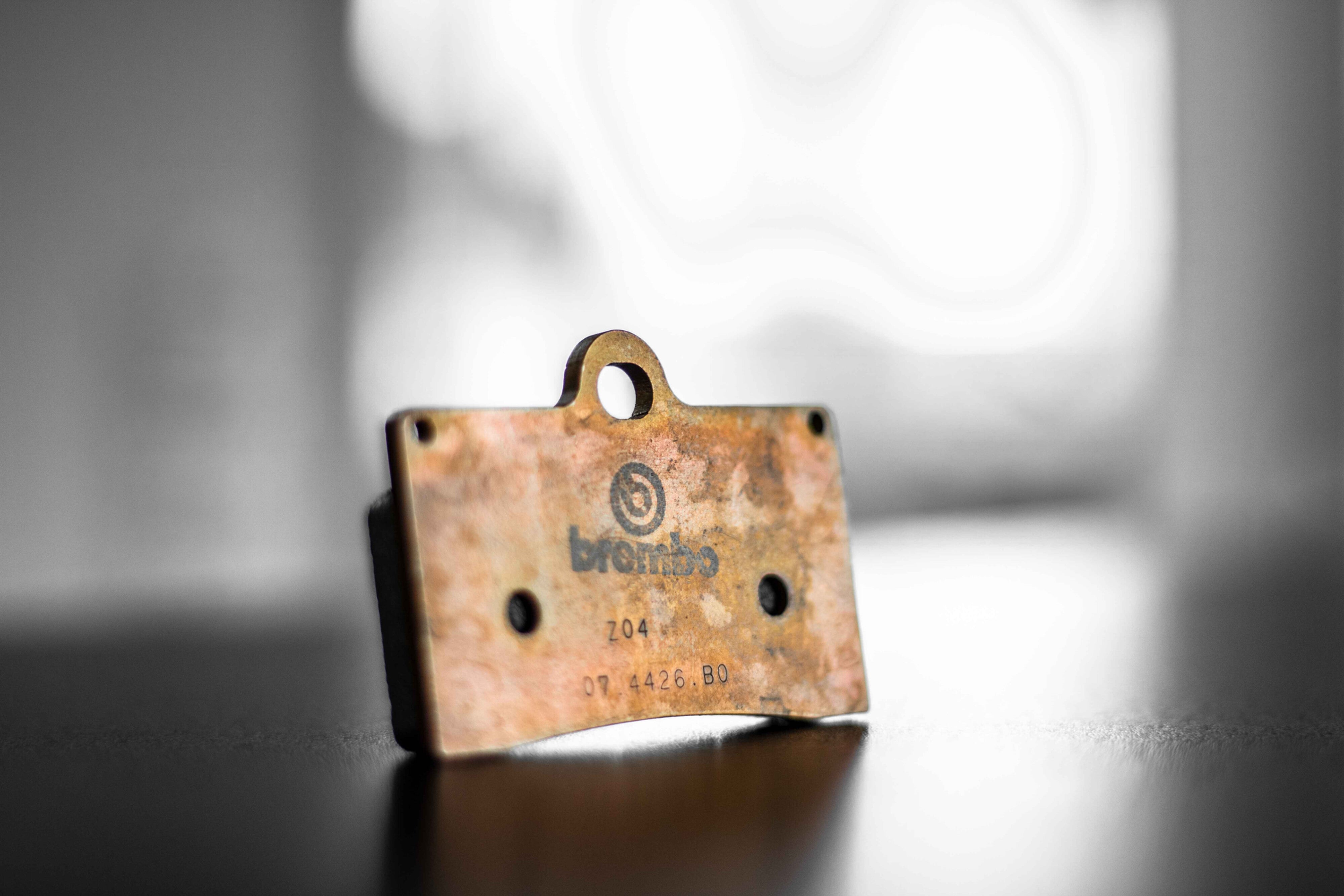 Brembo Z04 Yarış-Fren Balataları Yamaha YZF-R1/M (15-25) 107A48653 